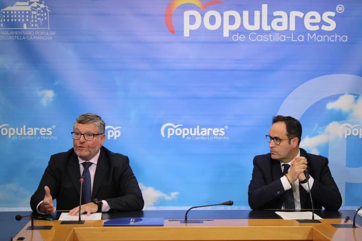 El PP afea la contratación de 21 asesores y altos cargos del PSOE-CLM para PAGE por valor de un millón de euros, mientras los castellanomanchegos se empobrecen