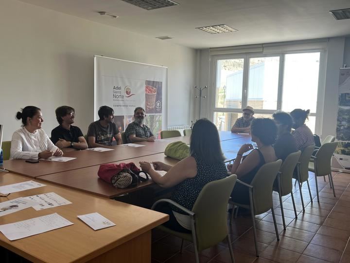 ADEL pone en valor la artesanía local de la mano de RED(R)