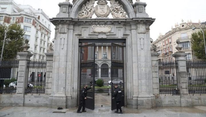El Retiro y otros ocho parques de Madrid cerrados esta tarde por fuertes rachas de viento