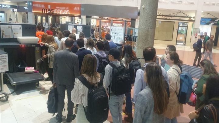 EL CAOS DE RENFE : Indignación con Renfe de los viajeros de los Avant Ciudad Real-Madrid al sufrir continuos retrasos