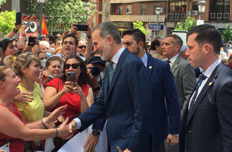 El rey Felipe VI de España defiende que las soluciones 'llegarán de la unidad y NUNCA de la división'