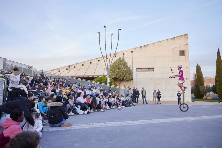 Risas y diversión en Yunquera con Máximo Óptimo