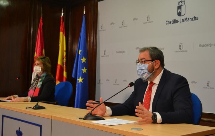 Eusebio Robles anima a 79 centros residenciales de Guadalajara a que se acojan a las ayudas de la Junta para actualizar sus recursos