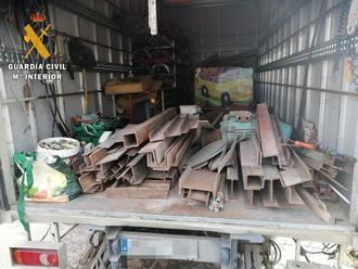 La Guardia Civil de Madridejos ha detenido a una persona por robar material valorado en 25.000 durante el confinamiento