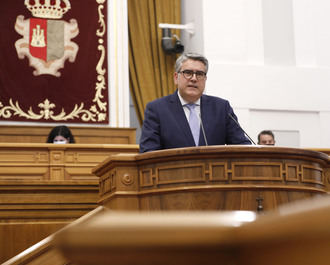 Cs y PP reclaman a Page de nuevo una BAJADA de impuestos en CLM por la inflación