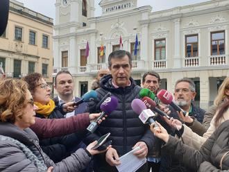 Antonio Román se interesa en el Senado por el AVE Low Cost y anuncia mociones para que tenga parada en Guadalajara