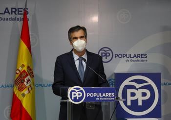 Román denuncia “la desidia, la incapacidad y la ineficacia” en la gestión sanitaria del gobierno socialista de Page en Guadalajara y Castilla-La Mancha