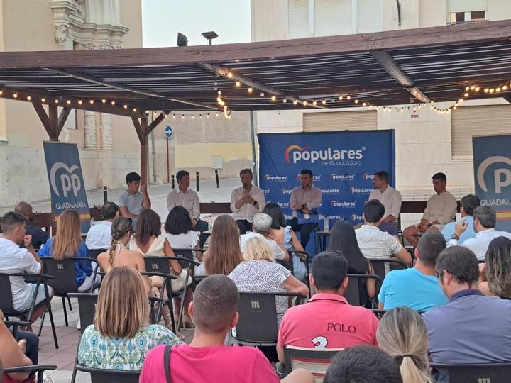 Antonio Román reivindica el apoyo del Partido Popular al sector taurino