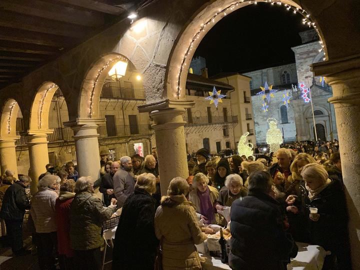 La Gran Ronda seguntina llegó anoche al corazón de la ciudad del Doncel