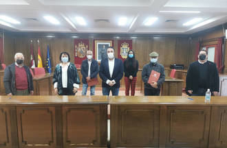 Renovada la colaboración entre el Ayuntamiento, la Banda, la Coral y la Ronda de Azuqueca