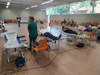 El Ayuntamiento de Azuqueca cede el Centro de Ocio Río Henares para una campaña de extracción de sangre
