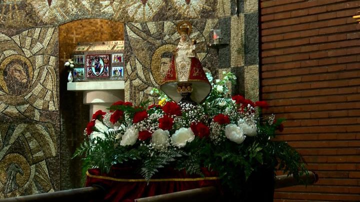 La Santina procesionó por la calles de Azuqueca