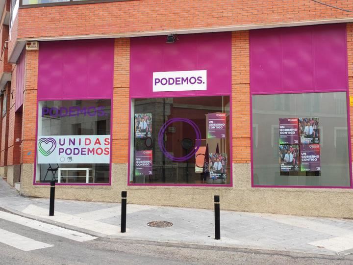 Juan Carlos Monedero inaugura la sede de Podemos en Guadalajara