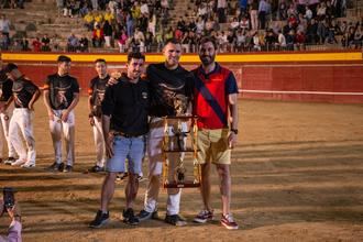 Sergio Recuero cumple su sueño de ser campeón del Concurso de Recortes Villa de Trillo, su pueblo