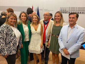 La alcaldesa de Sigüenza firma en el MITMA el protocolo de actuación de la Agenda Urbana