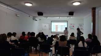 Villanueva de la Torre vuelve a ofrecer una charla informativa sobre prevención del suicidio, dirigida ahora a público adulto