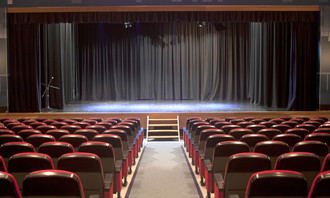 El Ayuntamiento de Cabanillas modernizará el escenario de la Casa de la Cultura con una ayuda de más de 60.000 euros de la Junta