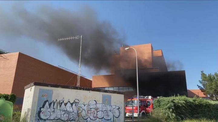 LO QUE FALTABA : Un incendio en el Hospital de Hellín obliga a evacuar a 150 enfermos de Urgencias
