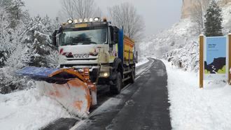 El Gobierno regional ha actuado sobre 839 kil&#243;metros de carreteras regionales en Guadalajara afectadas por la nieve desde el 30 de diciembre 