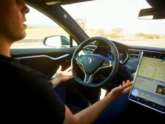 Tesla llama a revisi&#243;n a m&#225;s de dos millones de coches por un problema de seguridad en su conducci&#243;n aut&#243;noma