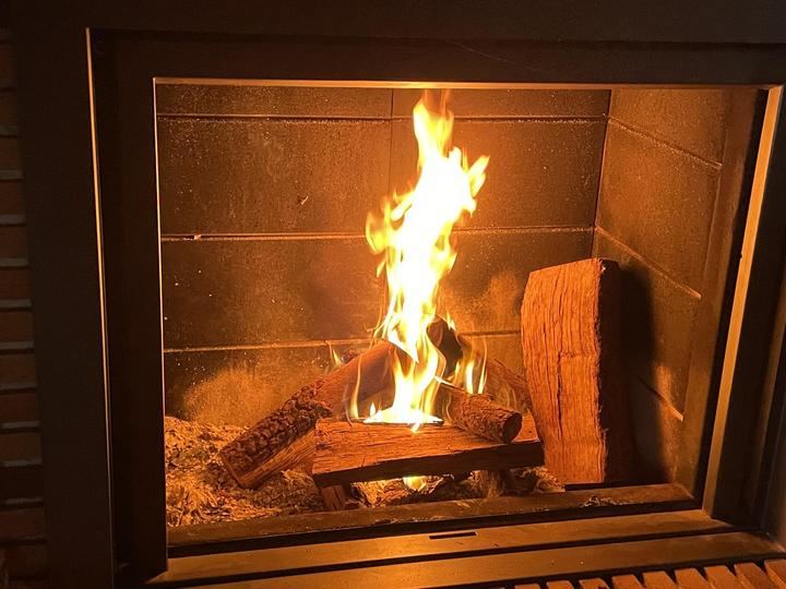 VUELVE EL FRÍO : El tiempo inestable se mantendrá este domingo con una decena de comunidades en alerta por viento y oleaje