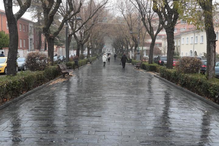 Día de paraguas este lunes en Guadalajara con 3ºC de mínima y 13ºC de máxima
