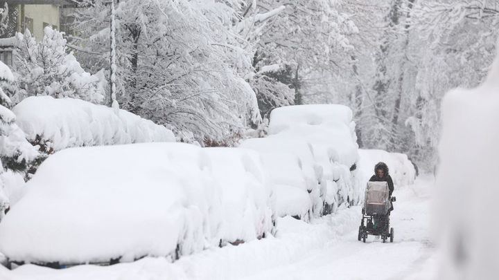 La suspensión del tráfico aéreo en Múnich por nevadas cancela 48 vuelos con destino España