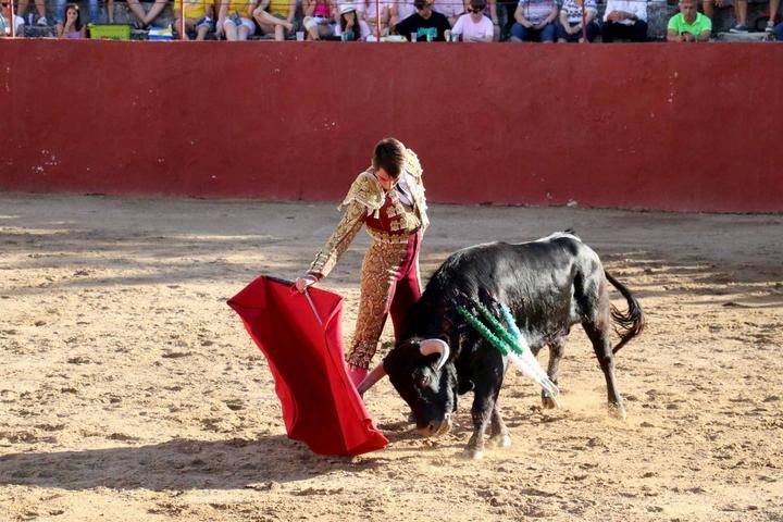 Los mejicanos López-Ortega y Ricaud triunfadores en la Plaza del Torreón de Pareja