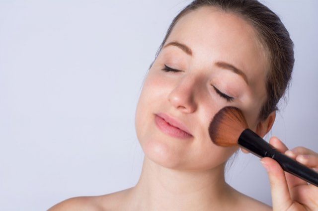 Trucos de belleza para una piel radiante en Nochevieja