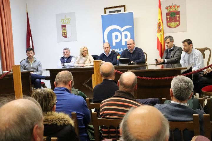 Los pueblos de la zona de Pareja reclaman servicios justos y que el Gobierno finalice de una vez la tubería de Morillejo para garantizar el suministro de agua