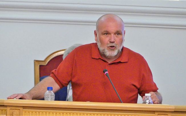 Después de dos legislaturas de presidencia del PSOE de Page en el Gobierno, la renta media por hogar en CLM es la TERCERA PEOR de España con 26.060 euros, sólo por detrás de Extremadura (22.947 euros) y Andalucía (25.601 euros)