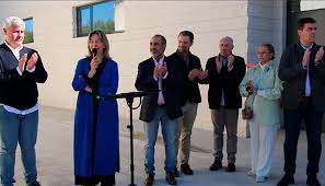 Usanos inaugura su Salón Multiusos con la alcaldesa Ana Guarinos y el alcalde pedáneo Antonio Pastor