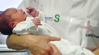 Castilla-La Mancha comenzará a administrar una nueva protección a los bebés frente al virus causante de las bronquiolitis desde el próximo domingo