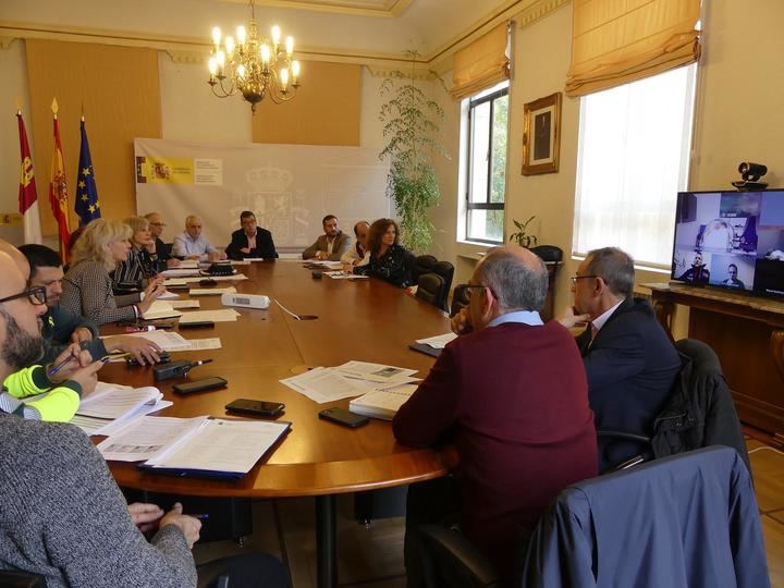 La Subdelegación del Gobierno coordina la campaña de vialidad invernal para actuar en caso de nevadas y heladas que afecten a la red de carreteras en Guadalajara