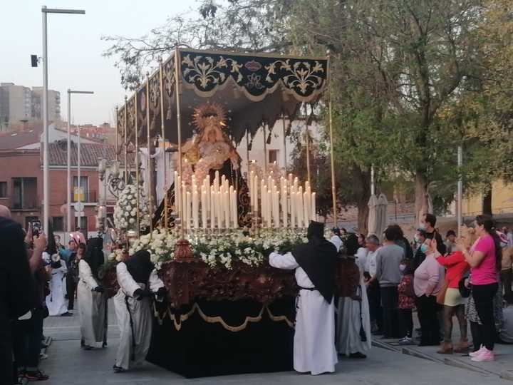 La Virgen de los Dolores este Viernes Santo en la procesión del Silencio en Guadalajara capital. Foto : Jacinto García Duro