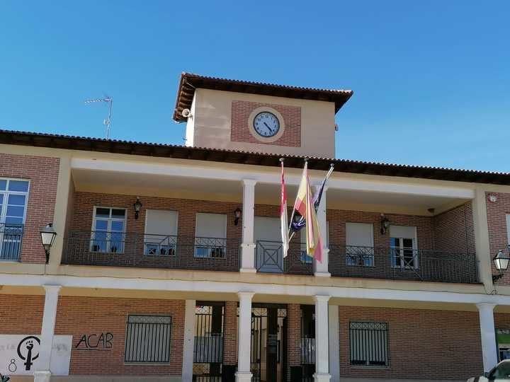 El Pleno de Villanueva de la Torre da luz verde al inicio del procedimiento para la contratación de los servicios de limpieza de edificios municipales y limpieza viaria