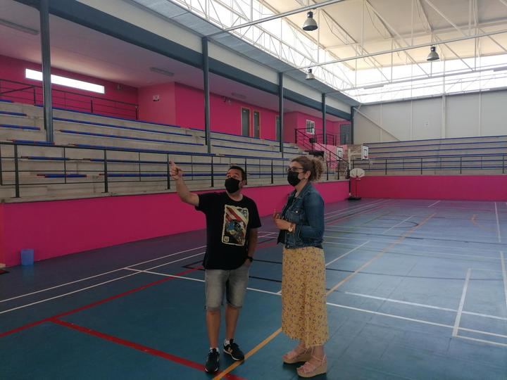 El Ayuntamiento de Villanueva de la Torre acomete una reforma integral de su pabellón polideportivo municipal
