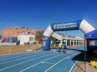 Villanueva de la Torre inaugura oficialmente sus reformadas pistas de atletismo con una &#34;Quedada solidaria&#34; de 12 horas 