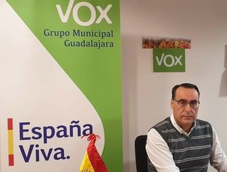 De Miguel muestra su “firme rechazo” al cierre del Colegio Río Tajo, “que solo responde a recortes económicos y no atiende a una mejora educativa”