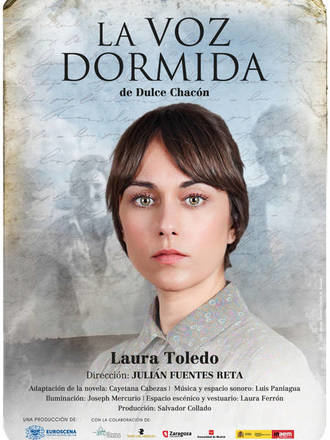 Las obras 'La voz dormida' y 'El tiempo todo locura' de la muestra Espiga de Oro de Azuqueca cuelgan el cartel de "No hay entradas"