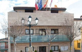 El Ayuntamiento de Yebes y la gerencia del Hospital Universitario de Guadalajara dan luz verde a la ampliación y mejora del consultorio médico de Valdeluz