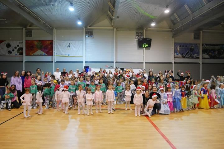 Éxito rotundo: El Certamen de Danza de Yebes atrae a más de 400 espectadores en una impactante exhibición con más de 140 alumnos y alumnas en escena