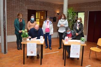 El Ayuntamiento de Yunquera de Henares y la AECC firman un convenio para la cesión del local del Proyecto Yunquera
