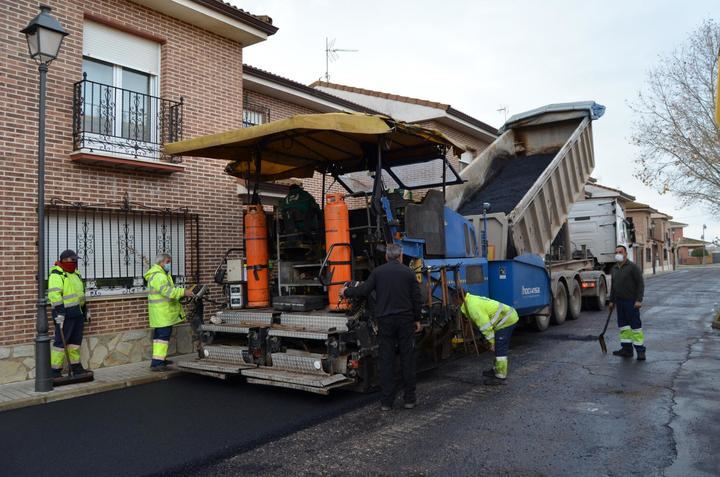 El Ayuntamiento de Yunquera de Henares inicia su Plan de Asfaltado 2020-2023
