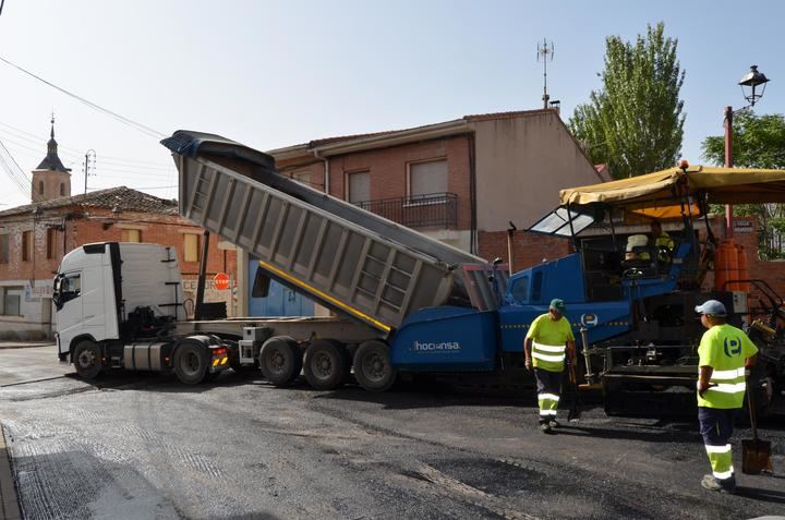 La Operación Asfalto de Yunquera de Henares lleva ya más de 8.000 metros cuadrados de calles renovadas