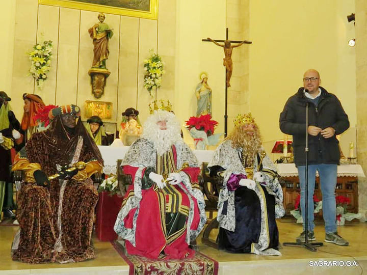 Yunquera de Henares despidió su Navidad con la Cabalgata de los Reyes Magos