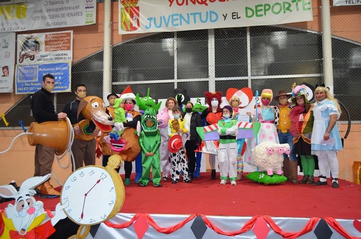 El Desfile de Carnaval convirtió a Yunquera de Henares en el País de las Maravillas