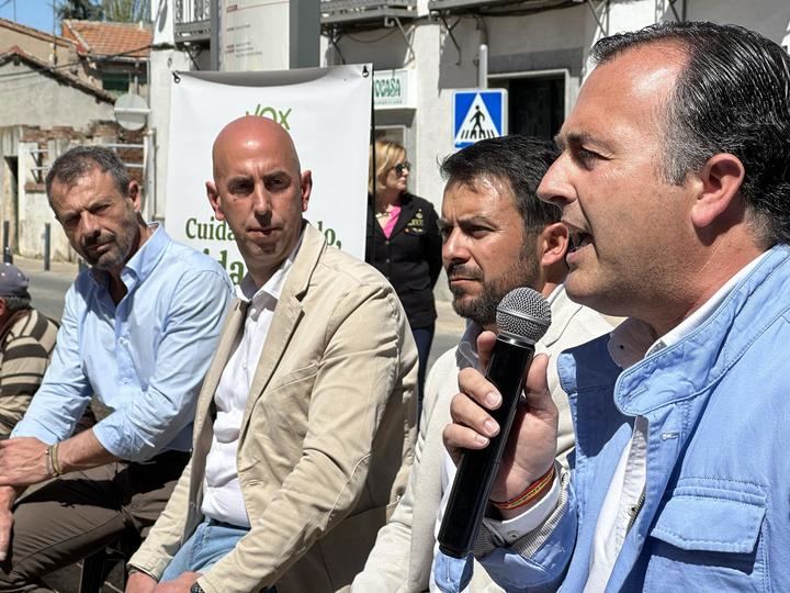 David Moreno y Juan Carlos González, protagonistas del acto de VOX en Yunquera de Henares