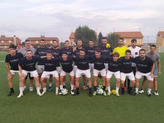 El C.D.Yunquera sigue buscando su mejor versión en otro entrenamiento de pretemporada con rival