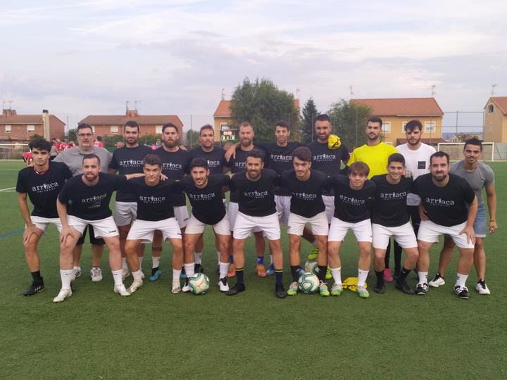 El C.D.Yunquera sigue buscando su mejor versión en otro entrenamiento de pretemporada con rival